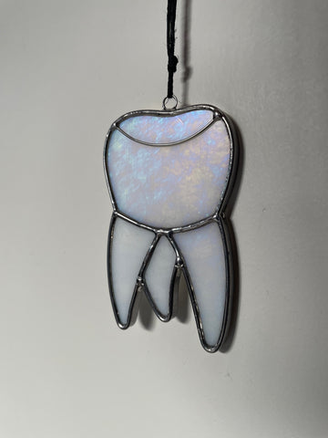 Iridescent Tooth